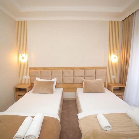 Hotel Tinchlik Plaza Ourguentch Extérieur photo